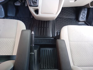 Ford Tourneo Custom 2012-2023 Havuzlu Paspas | Şoför +1 Yolcu Koltuğu - Otomatik Vites #5
