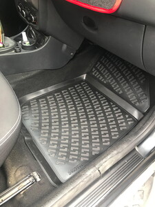 Dacia Duster 2009-2017 Havuzlu Paspas | 4x2 #3